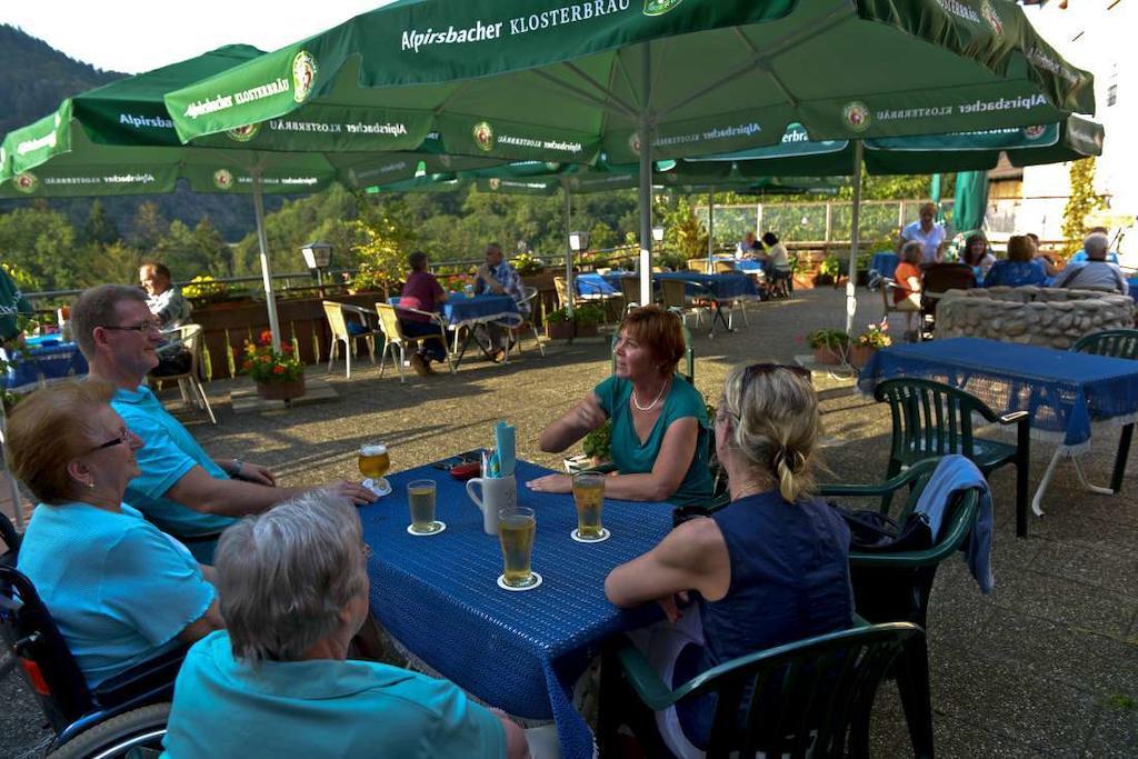Landgasthof-Pension Ochsen Hotell Forbach Exteriör bild